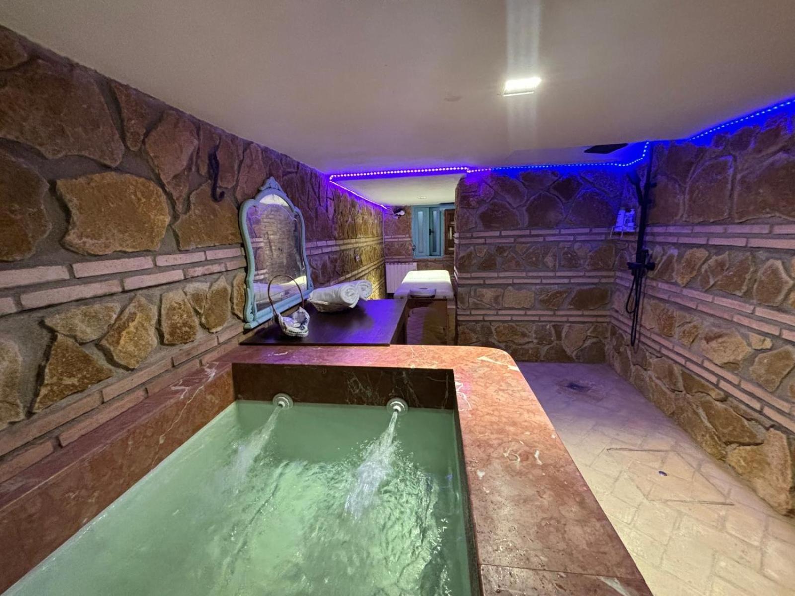 Apartamentos El Aljibe Relax Tourist Kordoba Bagian luar foto